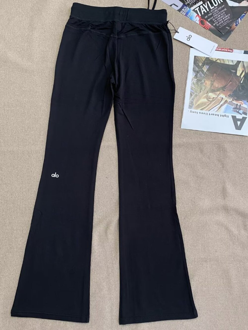 ALO Yoga Sway Bootcut Sweatpant NWT Athleisure Flare|S & M Only💖Limited Stock - Picture 6 of 7